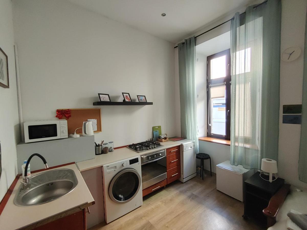 Umbrella Guest Rooms Красков Екстериор снимка