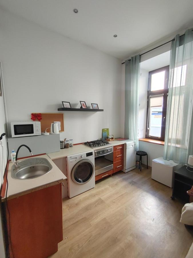 Umbrella Guest Rooms Красков Екстериор снимка