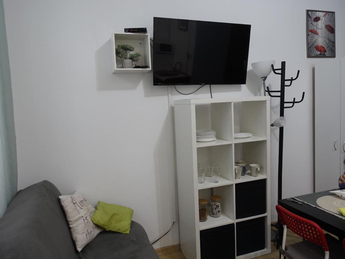 Umbrella Guest Rooms Красков Екстериор снимка