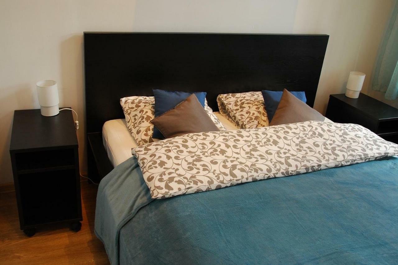 Umbrella Guest Rooms Красков Екстериор снимка